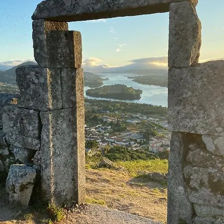 Refugio Da Gandra Дом отдыха Вила-Нова-ди-Сервейра