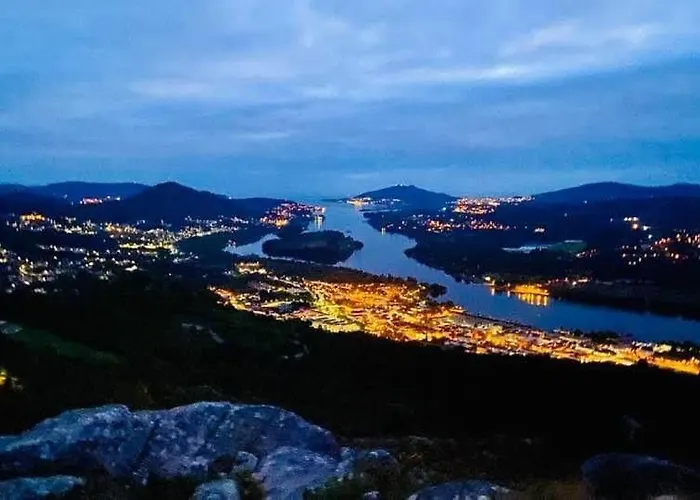 Refugio Da Gandra 펜션 빌라노바 데 세르베이라